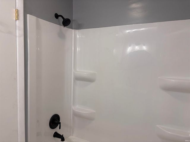 2937 Westbrook Dr Apt A220, Fort Wayne, IN 46805