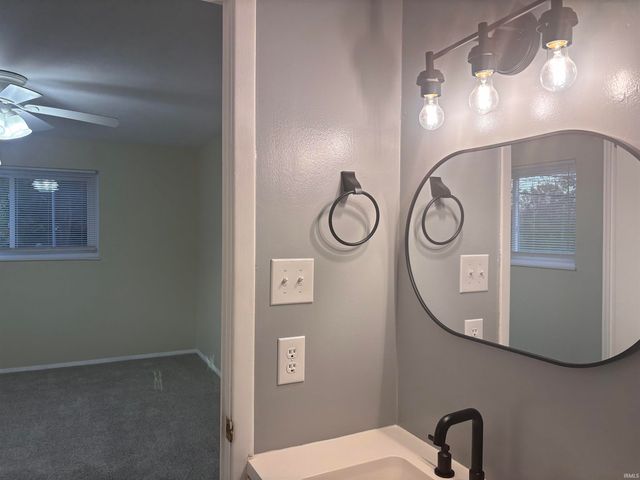 2937 Westbrook Dr Apt A220, Fort Wayne, IN 46805