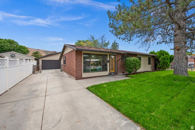 1082 N CAPISTRANO DR, Salt Lake City, UT 84116