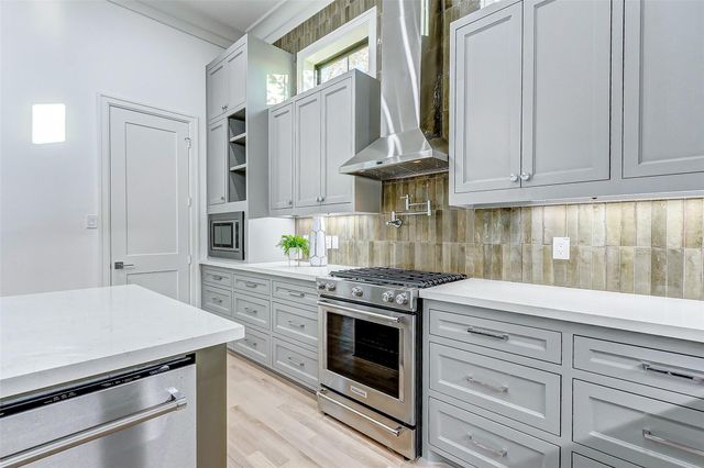 2122 Blalock Road B, Houston, TX 77080