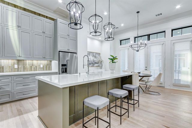 2122 Blalock Road B, Houston, TX 77080