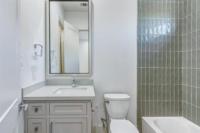 2122 Blalock Road B, Houston, TX 77080