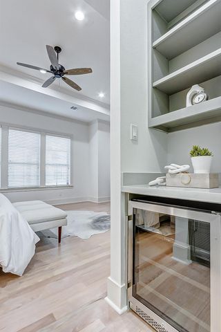 2122 Blalock Road B, Houston, TX 77080