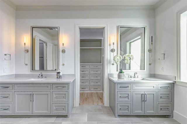 2122 Blalock Road B, Houston, TX 77080