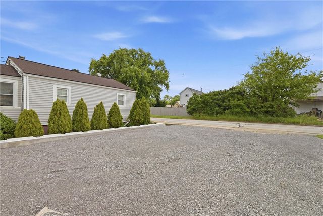 2212 Freeport Road, Harrison Twp, PA 15065