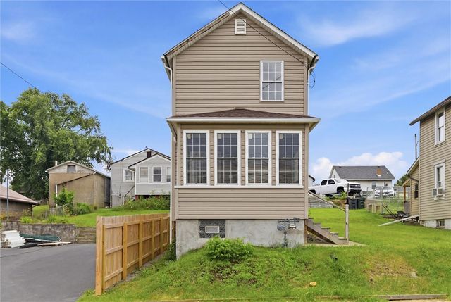 2212 Freeport Road, Harrison Twp, PA 15065