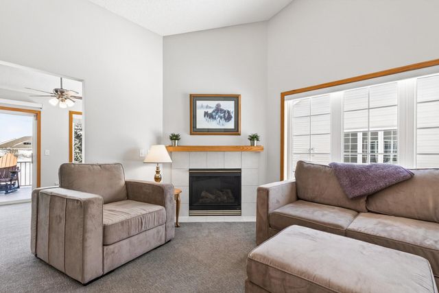 17427 Deerfield Drive SE, Prior Lake, MN 55372