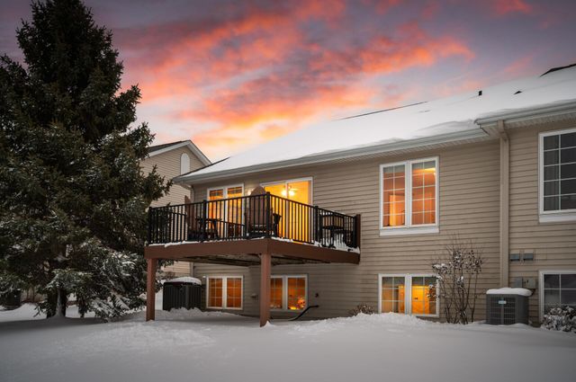 17427 Deerfield Drive SE, Prior Lake, MN 55372