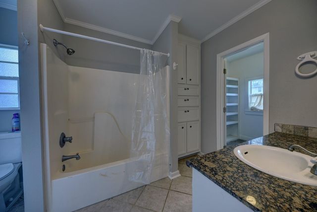 1532 Highway 159 W, Bellville, TX 77418