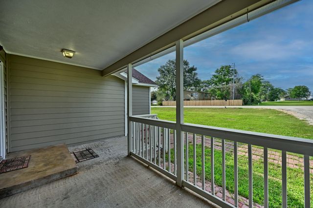 1532 Highway 159 W, Bellville, TX 77418