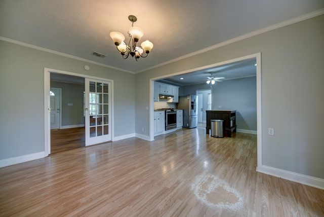 1532 Highway 159 W, Bellville, TX 77418
