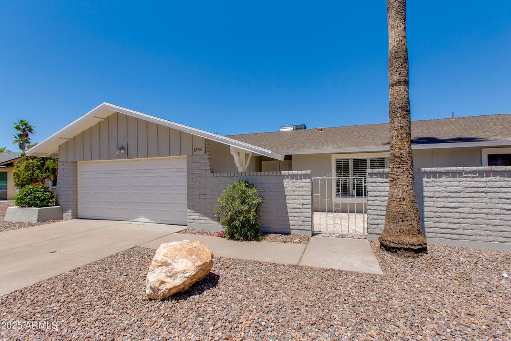 1206 E Greenway Drive, Tempe, AZ 85282