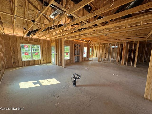 201 Ashley Heights Drive, Aberdeen, NC 28315