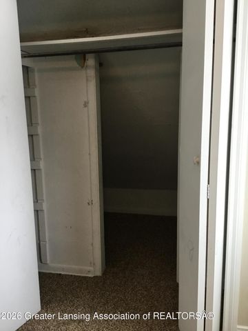 1621 Robertson Avenue, Lansing, MI 48915