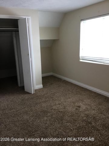 1621 Robertson Avenue, Lansing, MI 48915