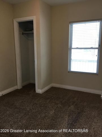 1621 Robertson Avenue, Lansing, MI 48915