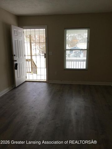 1621 Robertson Avenue, Lansing, MI 48915