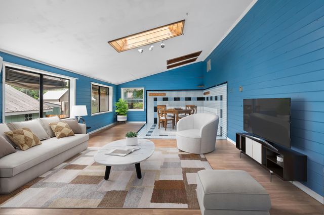 697 N Hofstetter St, Colville, WA 99114