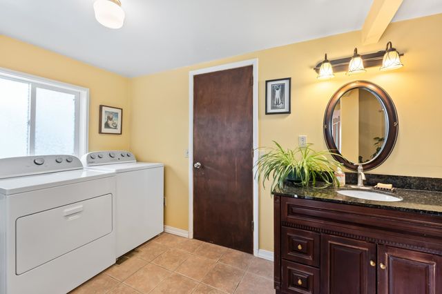 697 N Hofstetter St, Colville, WA 99114