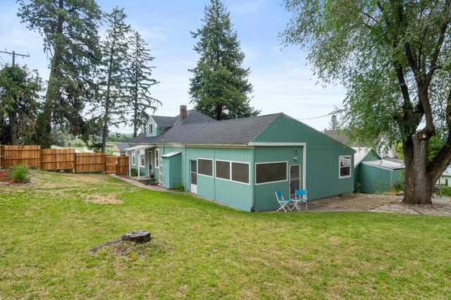 697 N Hofstetter St, Colville, WA 99114