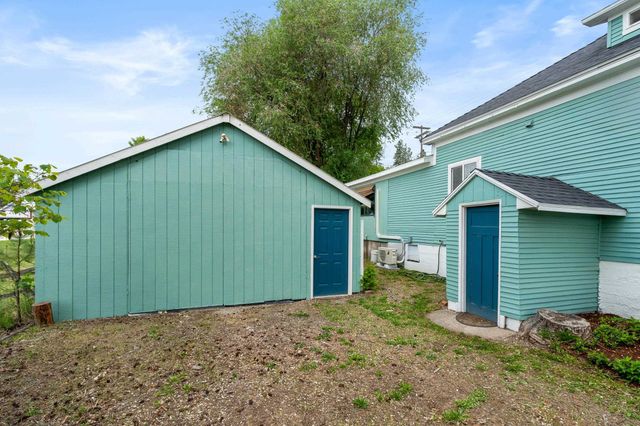 697 N Hofstetter St, Colville, WA 99114