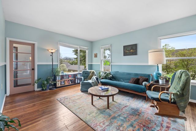 697 N Hofstetter St, Colville, WA 99114