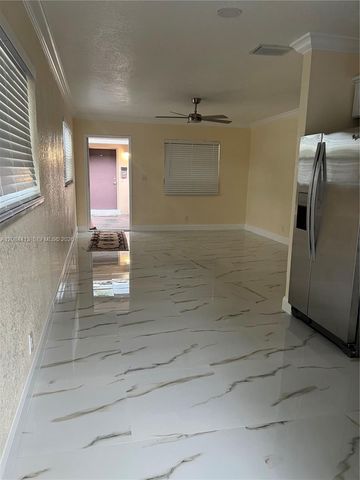 6470 NW 20th Court 2r, Sunrise, FL 33313