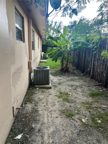 6470 NW 20th Court 2r, Sunrise, FL 33313