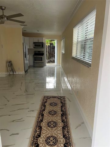 6470 NW 20th Court 2r, Sunrise, FL 33313