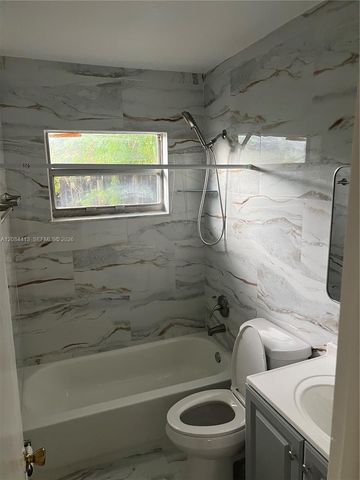 6470 NW 20th Court 2r, Sunrise, FL 33313