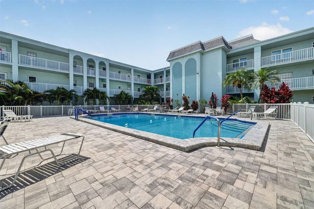 1706 BELLEAIR FOREST DRIVE 220, Belleair, FL 33756