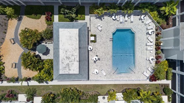 1706 BELLEAIR FOREST DRIVE 220, Belleair, FL 33756