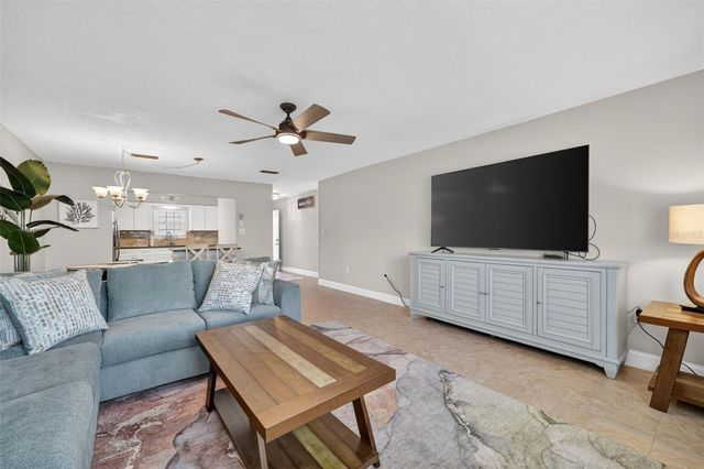 1706 BELLEAIR FOREST DRIVE 220, Belleair, FL 33756