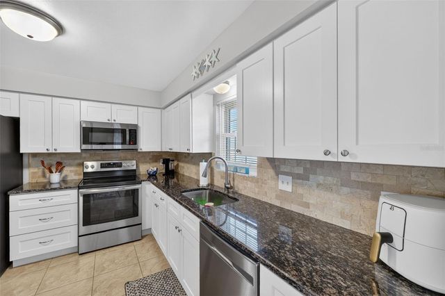 1706 BELLEAIR FOREST DRIVE 220, Belleair, FL 33756