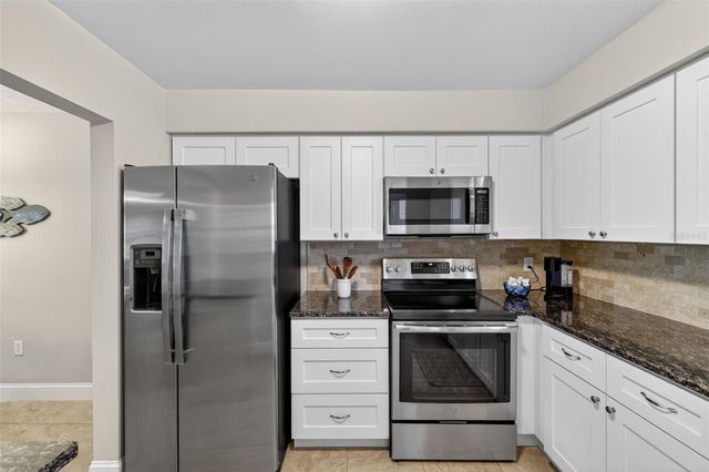 1706 BELLEAIR FOREST DRIVE 220, Belleair, FL 33756