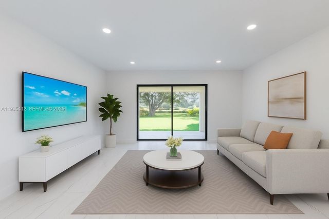 8435 Casa Del Lago 22-C, Boca Raton, FL 33433