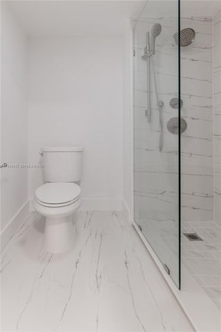 8435 Casa Del Lago 22-C, Boca Raton, FL 33433