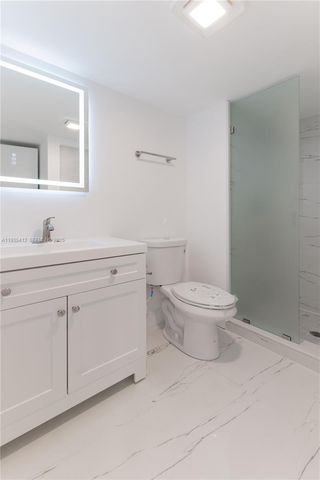 8435 Casa Del Lago 22-C, Boca Raton, FL 33433