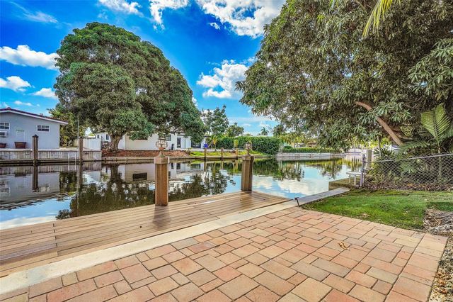 5550 NE 26th Avenue, Fort Lauderdale, FL 33308