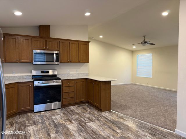 2655 E 6th Street, Silver Springs, NV 89429