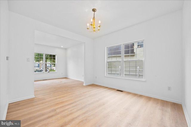 48 CHANCELLOR PARK DR, Mays Landing, NJ 08330