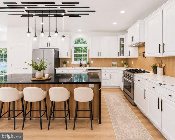 48 CHANCELLOR PARK DR, Mays Landing, NJ 08330