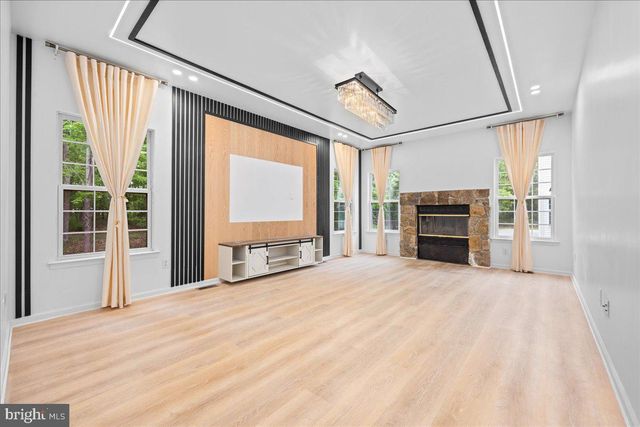 48 CHANCELLOR PARK DR, Mays Landing, NJ 08330