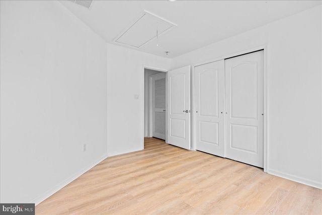 48 CHANCELLOR PARK DR, Mays Landing, NJ 08330