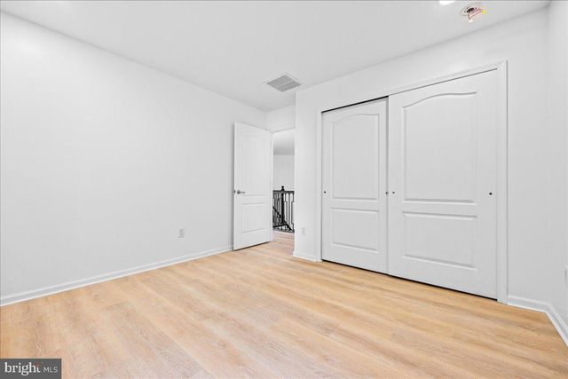 48 CHANCELLOR PARK DR, Mays Landing, NJ 08330