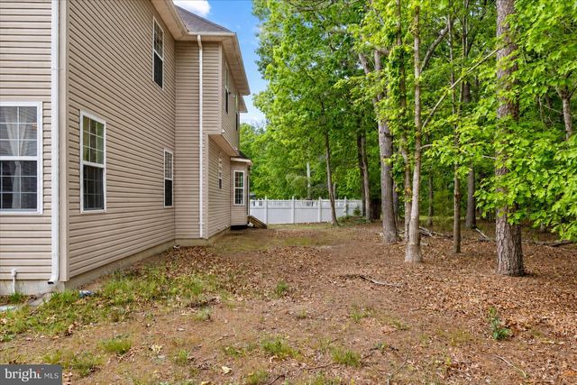 48 CHANCELLOR PARK DR, Mays Landing, NJ 08330
