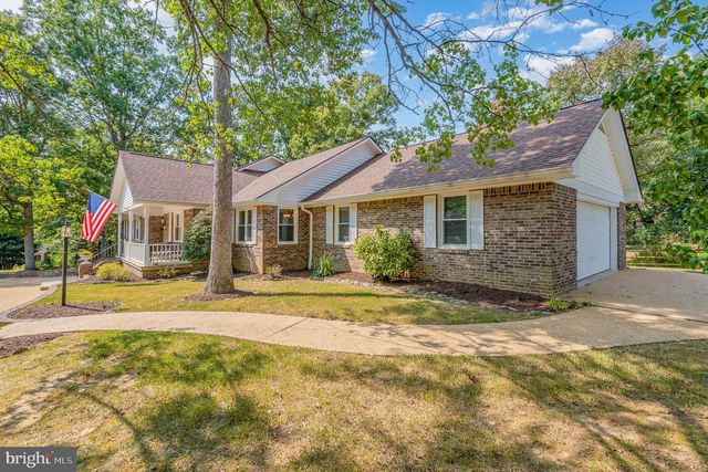 2 HUNTERS CT, Fredericksburg, VA 22405