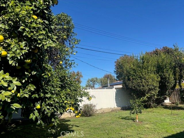 16245 Londelius, North Hills (los Angeles), CA 91343