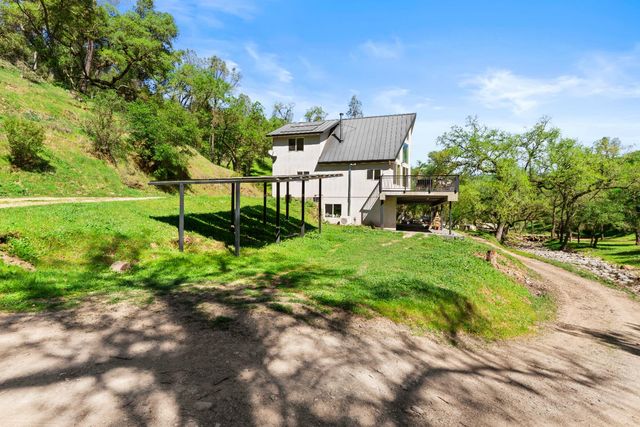 19998 Spring Valley Rd, Plymouth, CA 95669
