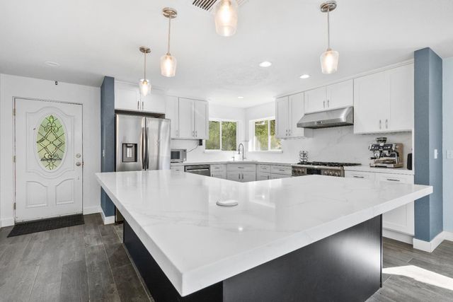 19998 Spring Valley Rd, Plymouth, CA 95669